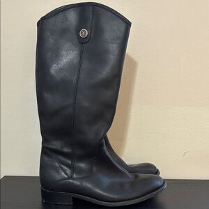 Frye Melissa button 2 boots tall riding boots size 5.5